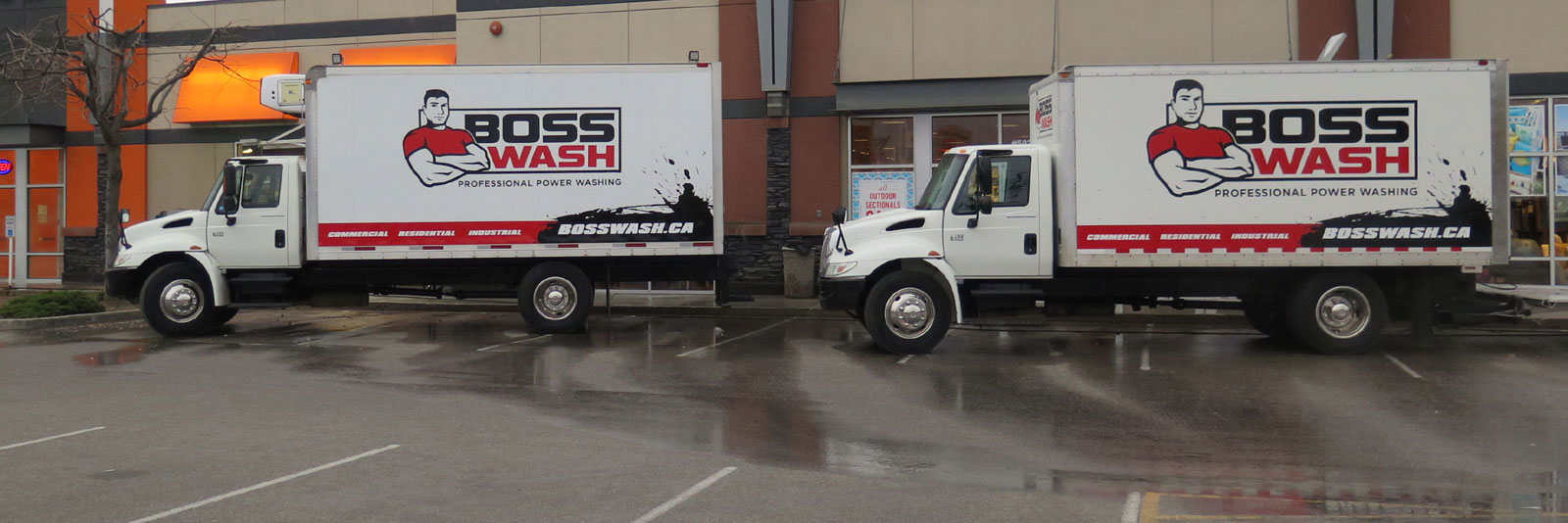 BOSSWASH team of professional power washers